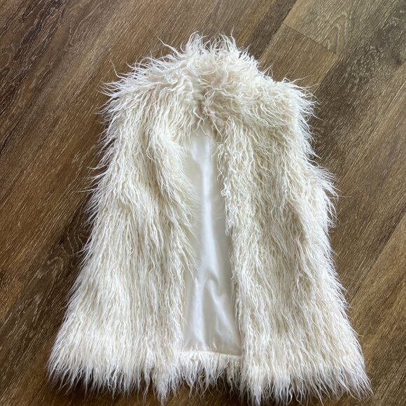 Kenar Fuffly Size M Off White Vest - Picture 4 of 9